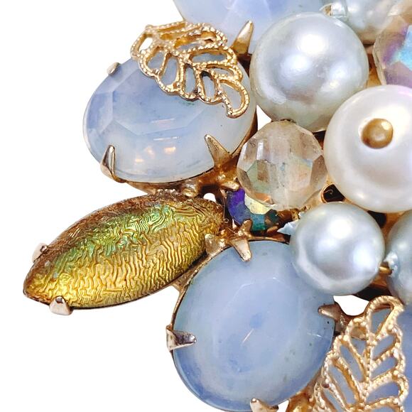 VTG Mid Century Brooch Blue Glass Faux Pearl Rhinestone Cluster Floral Pin 1960s - Picture 3 of 9